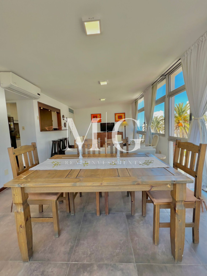 Apartamento ID.449 - ALQUILER ANUAL PENINSULA 3 DORMITORIOS, 3er PISO por ESCALERA