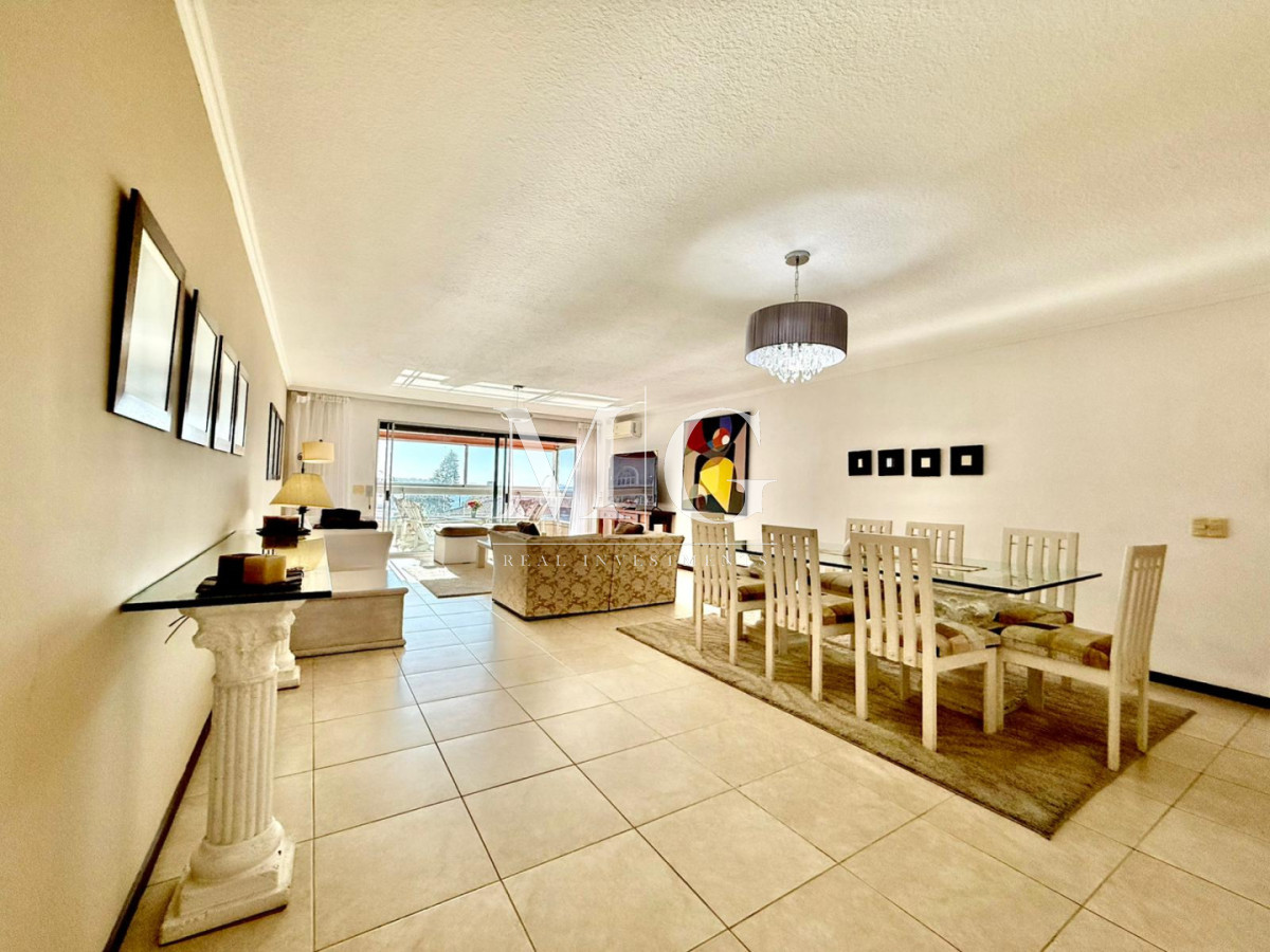 Apartamento ID.1408 - Alquiler Anual Edificio Torreon 3 dormitorios + dependencia, cochera. Gc incluidos!