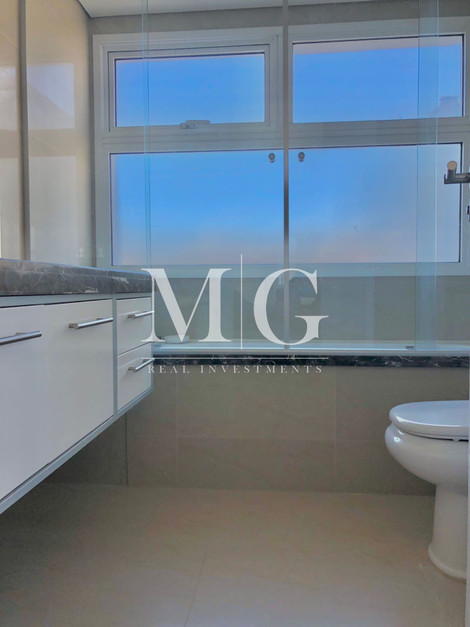 Apartamento ID.136 - Mansa Apartamento 3 dormitorios + dep.servicio