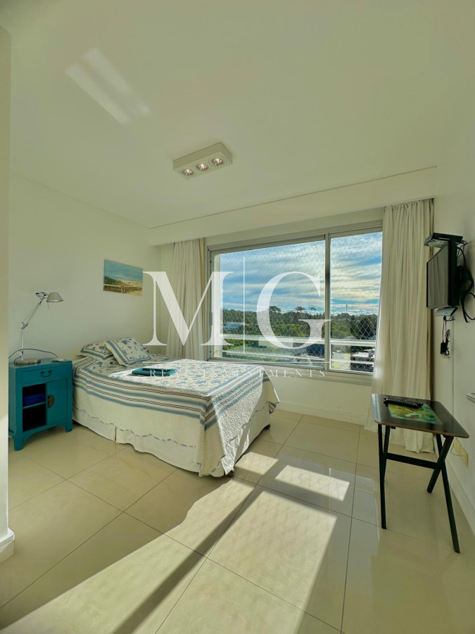 Apartamento ID.996 - PENTHOUSE DUPLEX VILLA BRAVA 3 DORMITORIOS, PISCINA CLIMATIZADA, PARRILLERO Y 2 COCHERAS