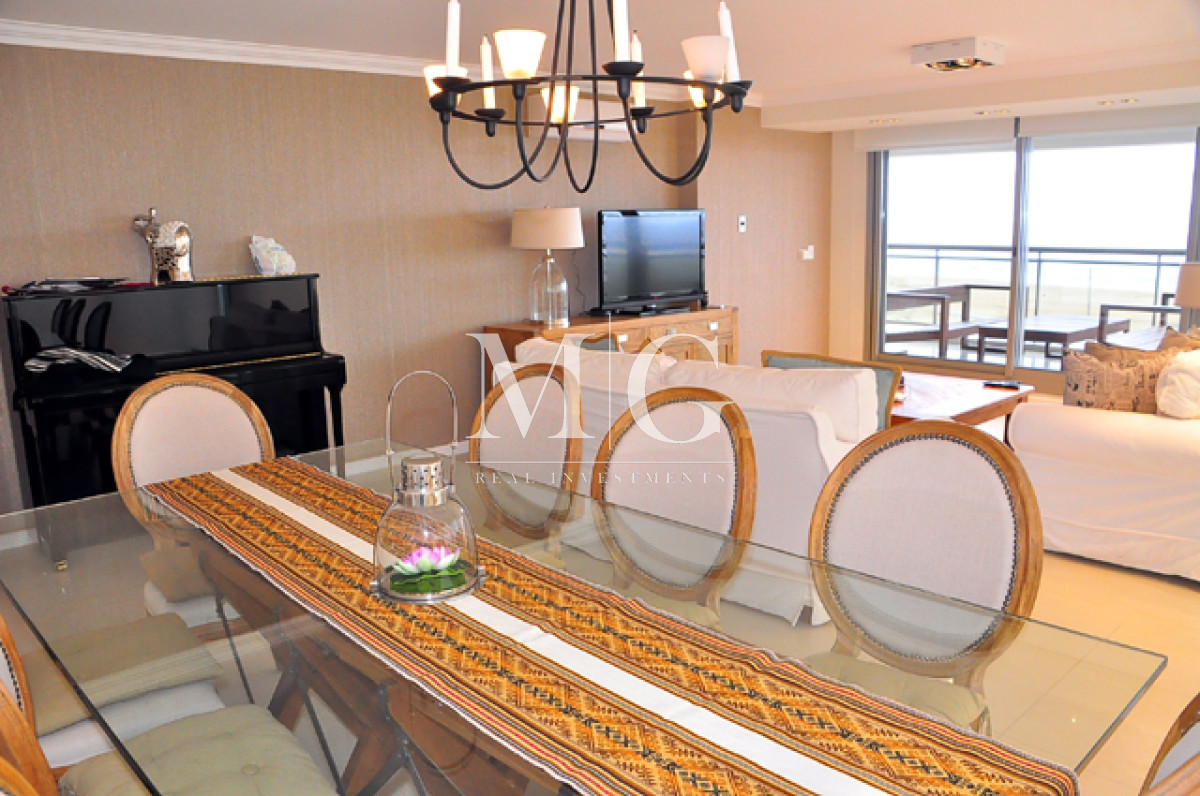 Apartamento ID.1176 - Torre Imperiale espectacular apartamento 4 dormitorios con vista al mar! Cochera doble!