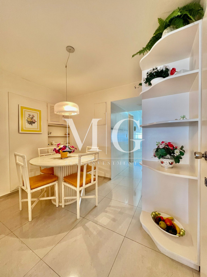 Apartamento ID.331 - Venta Apartamento 3 dormitorios + dep.servicio con vista al mar