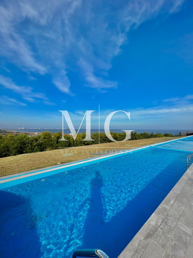Apartamento ID.364 - La mejor vista de Punta Ballena, 2 domitorios, cochera subsuelo