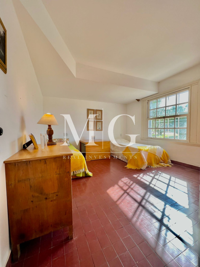 Apartamento ID.414 - Venta Apartamento 3 dormitorios + dep.servicio Brava con vista al Mar