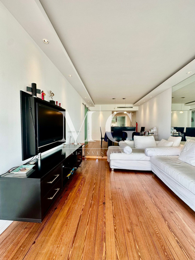 Apartamento ID.1230 - Apartamento 3 dormitorios reciclado a nuevo! zona puerto, cochera, parrillero propio, patio!