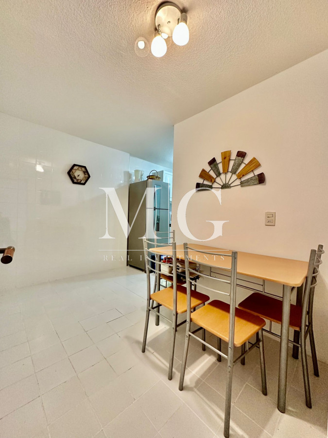 Apartamento ID.72 - Venta Apartamento 3 dormitorios + dep.servicio, Edificio con todos los servicios.