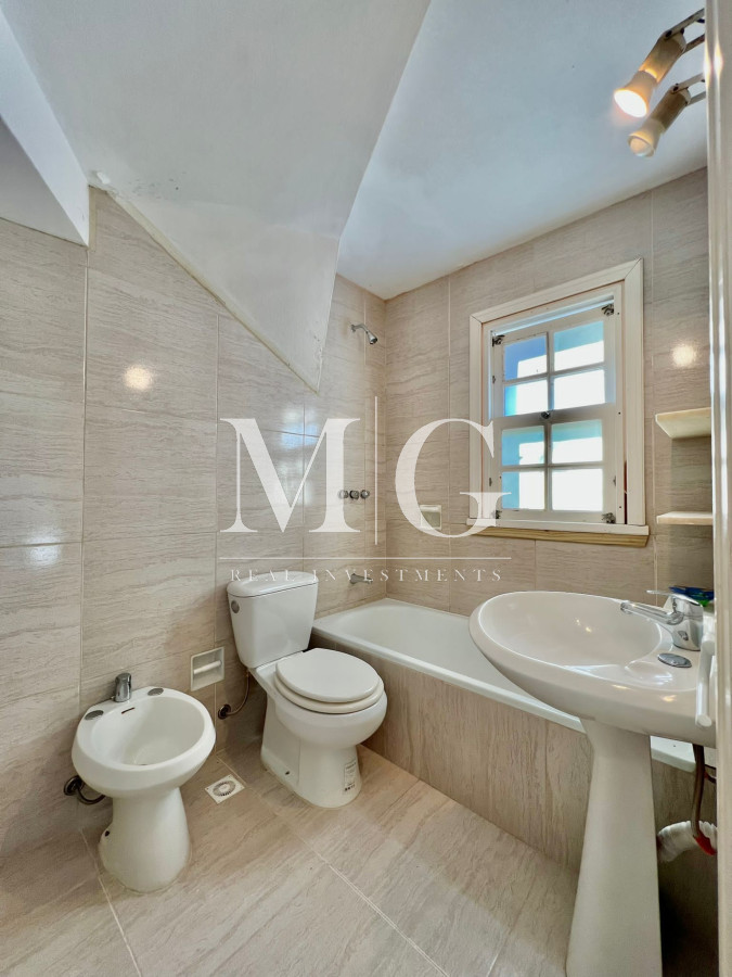 Apartamento ID.414 - Venta Apartamento 3 dormitorios + dep.servicio Brava con vista al Mar