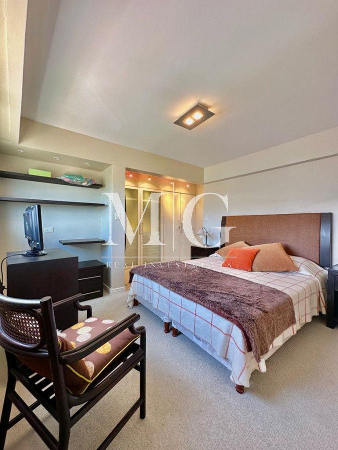 Apartamento ID.866 - Penthouse Duplex 4 dormitorios Playa Mansa