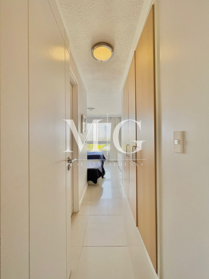 Apartamento ID.403 - Venta Apartamento 3 dormitorios + dep.servicio zona Aidy Grill, Brava 