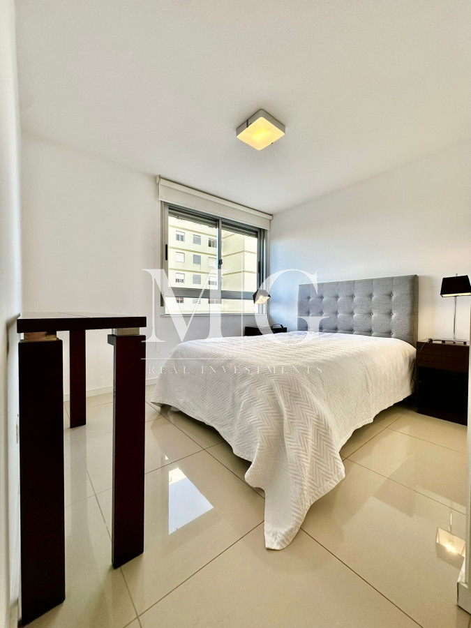 Apartamento ID.1360 - Alquiler Anual Torre Cardinal 3 dormitorios, cochera; Gc incluidos!