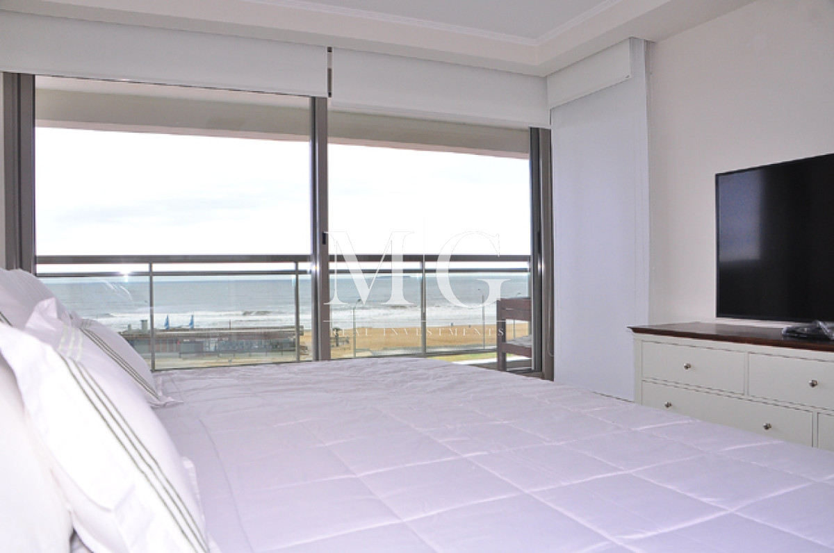 Apartamento ID.1176 - Torre Imperiale espectacular apartamento 4 dormitorios con vista al mar! Cochera doble!