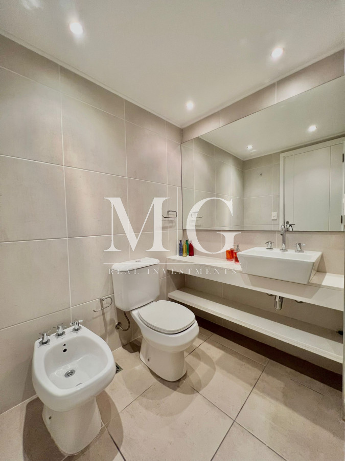 Apartamento ID.418 - Venta Apartamento 3 dormitorios con vista al Mar, Edificio con todos los servicios