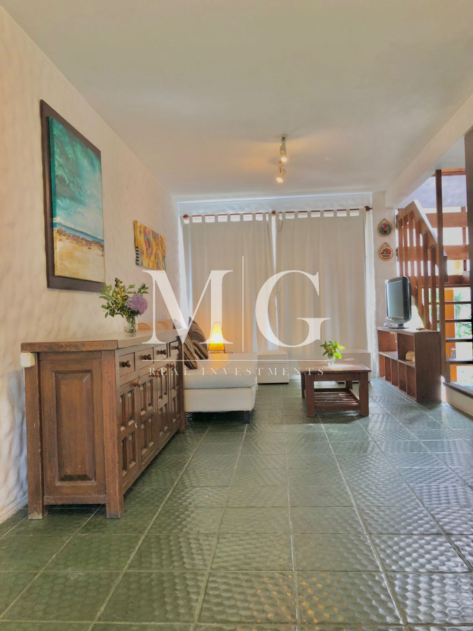 Apartamento ID.196 - Venta Apartamento 3 dormitorios + dep.servicio