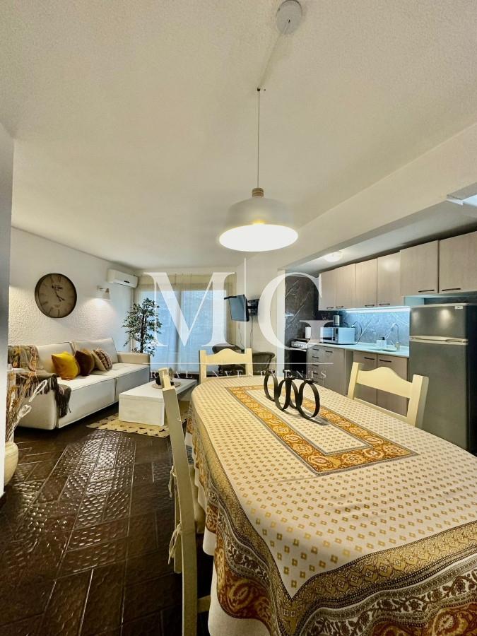 Apartamento ID.948 - BRAVA APARTAMENTO 1 Y 1/2 DORMITORIO CON COCHERA Y PARRILLERO!