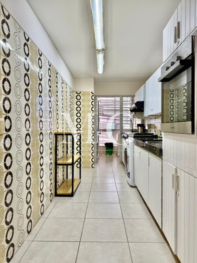 Apartamento ID.1408 - Alquiler Anual Edificio Torreon 3 dormitorios + dependencia, cochera. Gc incluidos!