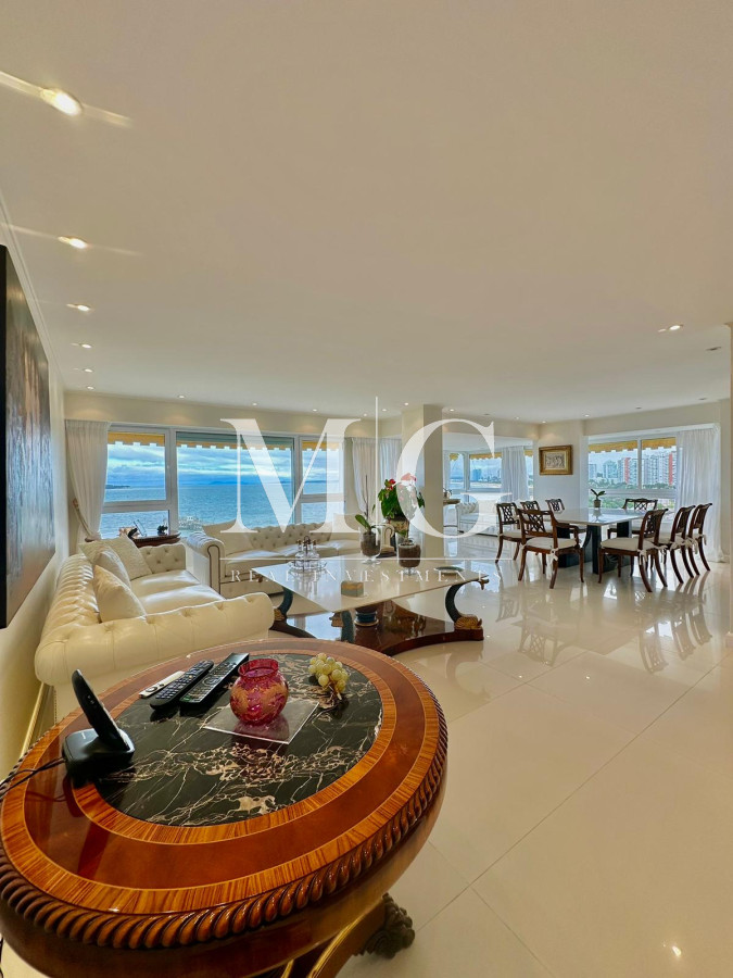 Apartamento ID.968 - ESPECTACULAR VISTA A PLAYA MANSA, 3 DORMITORIOS