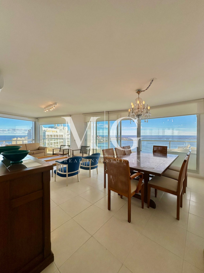 Apartamento ID.971 - EXCELENTE VISTA AL PUERTO, 3 DORMITORIOS + DEPENDENCIA 
