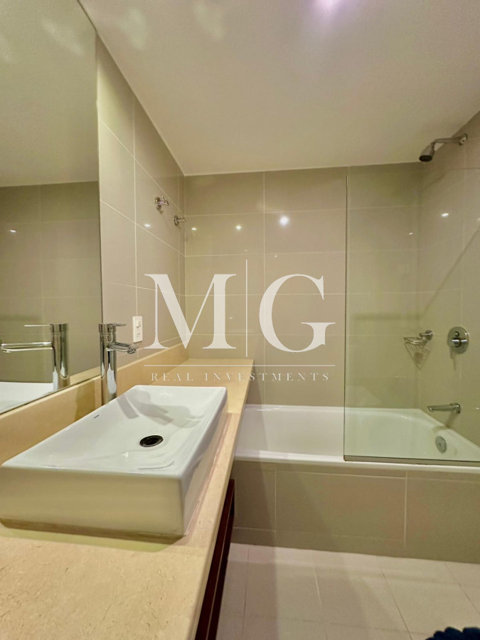 Apartamento ID.1287 - Aidy Grill a 500mt de Playa Brava, piso alto con cochera sub-suelo 
