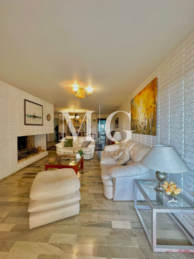Apartamento ID.659 - MANSA PRIMERA LINEA FRENTE AL MAR APARTAMENTO 4 DORMITORIOS