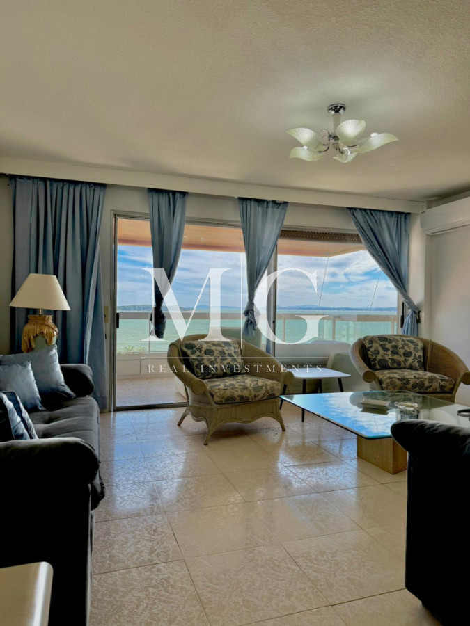 Apartamento ID.1411 - PENINSULA ALQUILER ANUAL 3 Dormitorios + dependencia con vista al Mar; garaje; Gc incluidos!