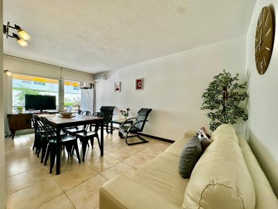 VENTA APARTAMENTO ZONA AIDY GRILL, PARRILLERO, GARAGE