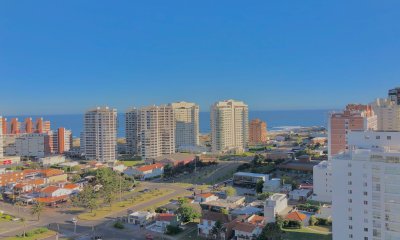 Apartamento en Mansa 3 dormitorios con vista directa al mar
