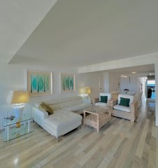 Venta Apartamento 3 dormitorios + dep.servicio con vista al Mar
