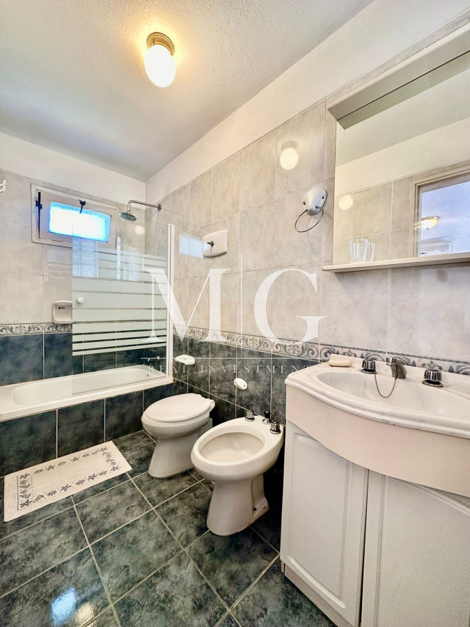 Casa ID.851 - Muy linda Casa Barrio Jaurena, 3 dormitorios, piscina y parrillero