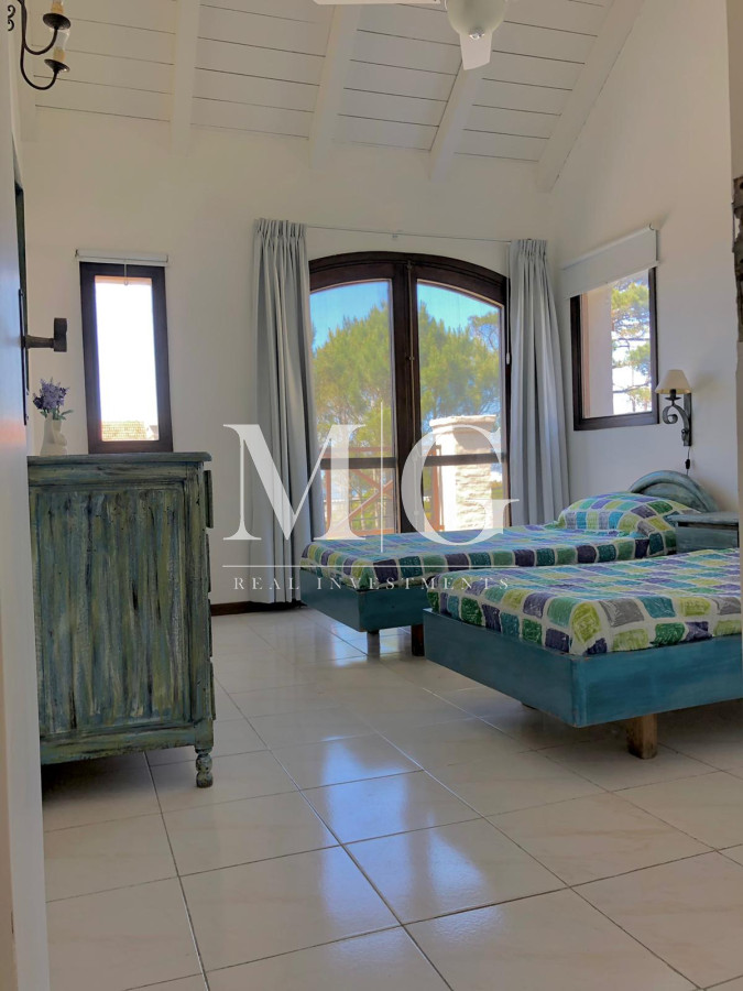 Casa ID.50 - Montoya 3 dormitorios + dep. servicio Vista al Mar