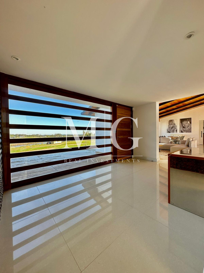Casa ID.662 - Venta Casa a Estrenar Barrio Privado Pueblomio Manantiales