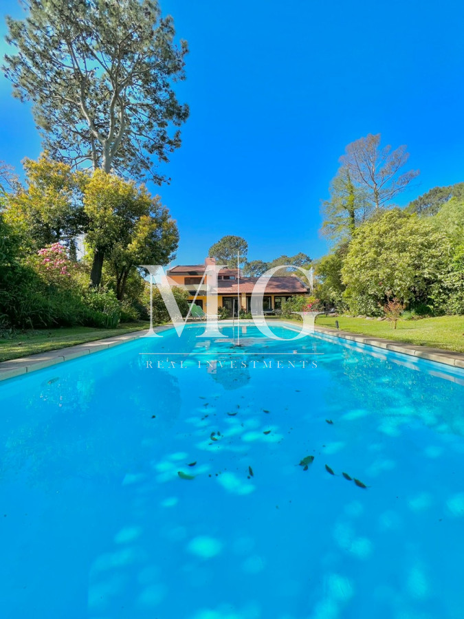 Casa ID.147 - Venta Casa zona Shopping 4 dormitorios + dep.servicio y piscina