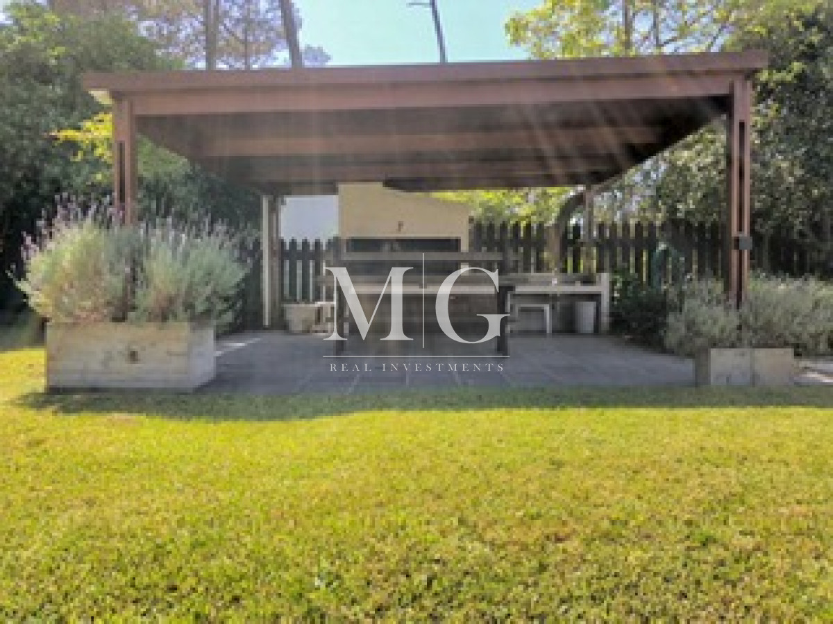 Casa ID.50 - Montoya 3 dormitorios + dep. servicio Vista al Mar