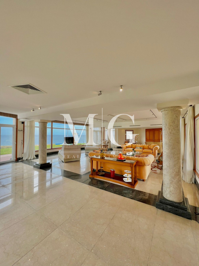 Casa ID.451 - Venta Casa Mansion primera linea frente al mar