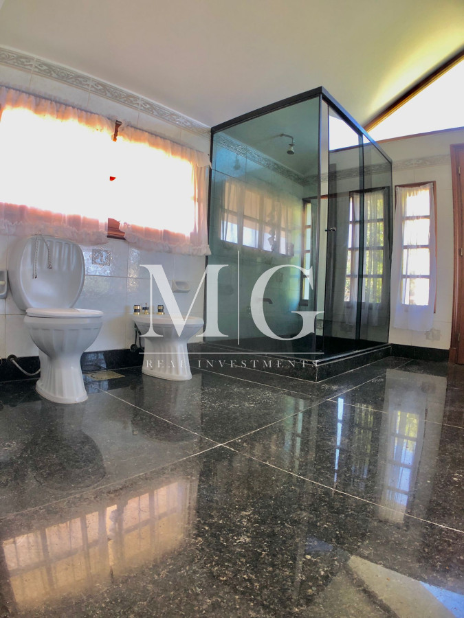Casa ID.107 - Casa Mansión primera linea frente al Mar