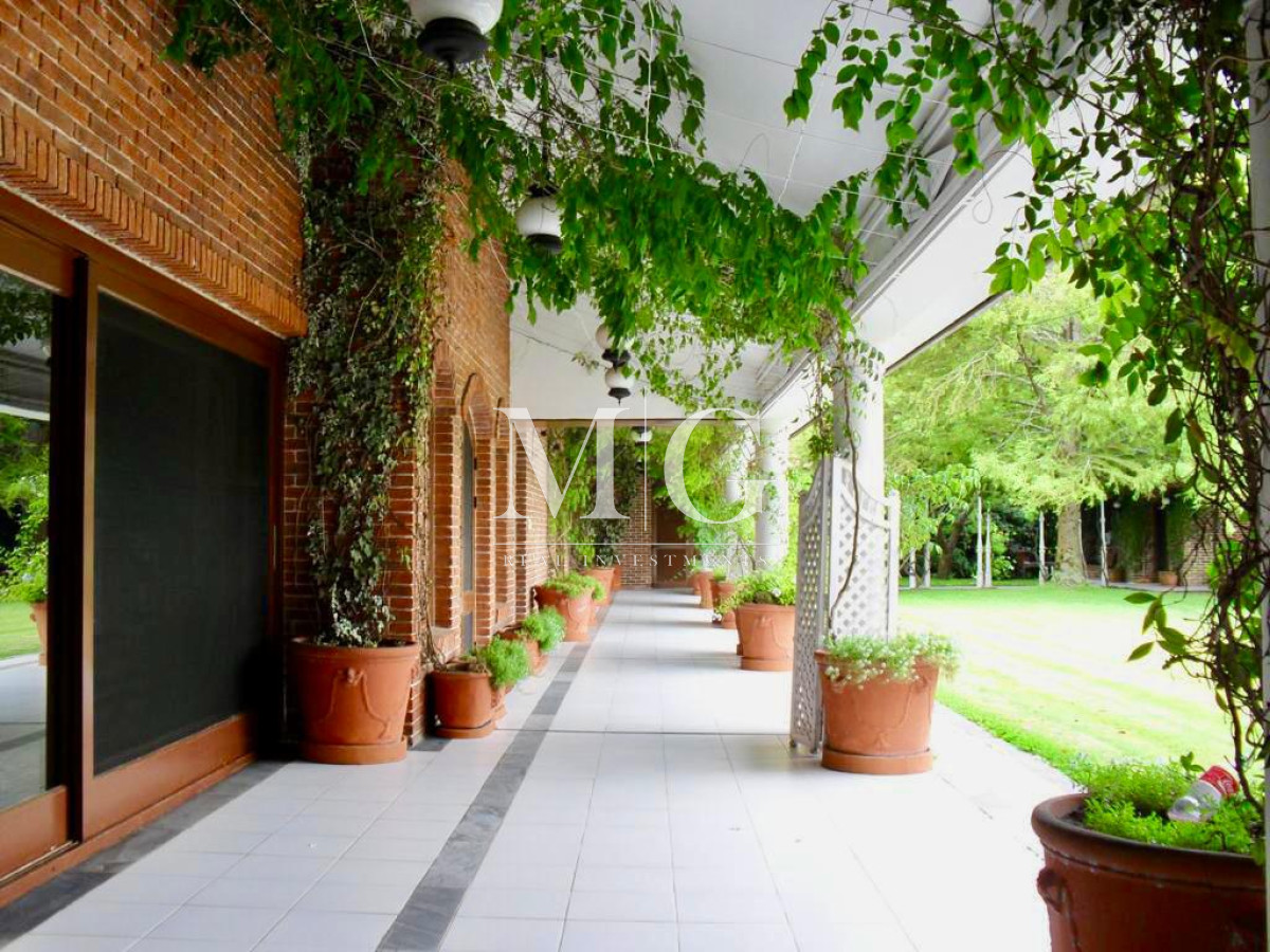 Casa ID.272 - Alquiler Temporario Espectacular Casa Mansion zona Beverly Hills