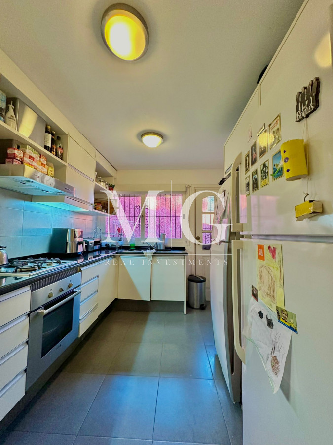 Casa ID.1049 - CASA EN PARADAS A 5 CUADRAS DE PLAYA MANSA 