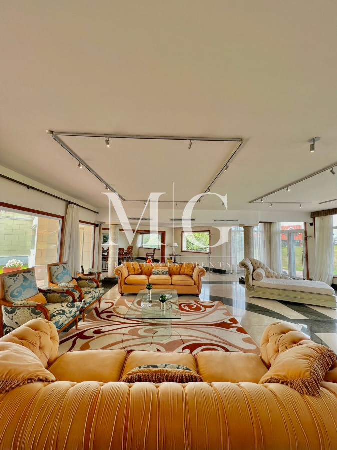 Casa ID.451 - Venta Casa Mansion primera linea frente al mar