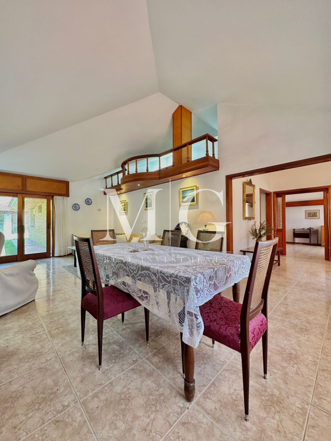 Casa ID.566 - VENTA CASA 3 DORMITORIOS ZONA PLAZA MEXICO, PDA.5 BARBACOA, GARAGE 