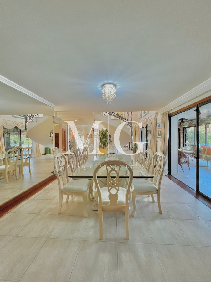 Casa ID.116 - Mansa, paradas, 7 dormitorios, piscina, barbacoa
