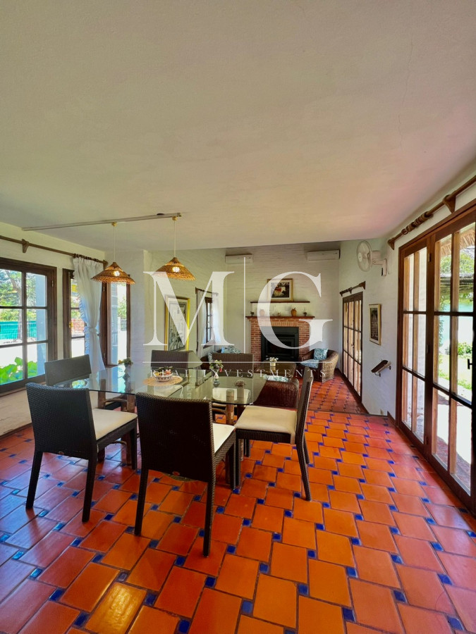 Casa ID.496 - Venta Casa 3 dormitorios + casa de caseros Rincon del Indio
