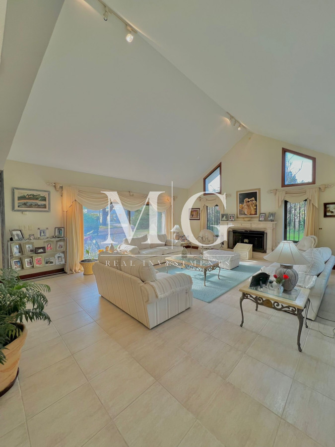 Casa ID.116 - Mansa, paradas, 7 dormitorios, piscina, barbacoa