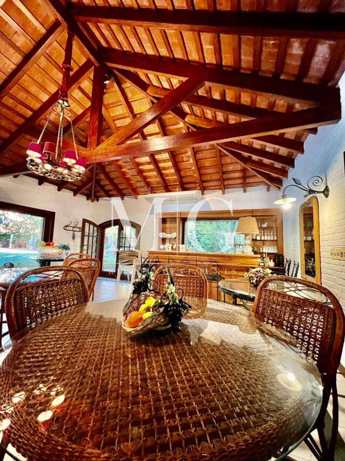 Casa ID.272 - Alquiler Temporario Espectacular Casa Mansion zona Beverly Hills