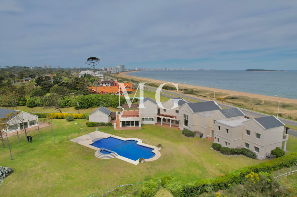 Casa ID.451 - Venta Casa Mansion primera linea frente al mar