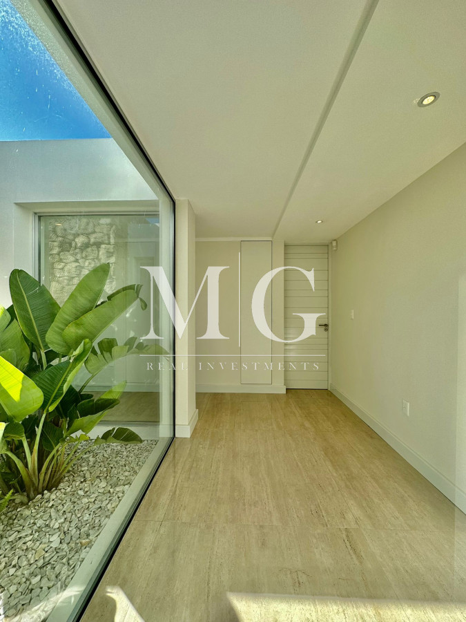 Casa ID.663 - Venta Casa a Estrenar 4 dormitorios + dep.servicio, Barrio Privado Pueblomio Manantiales