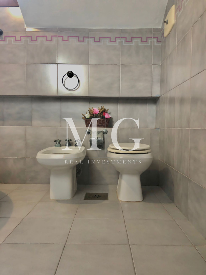 Casa ID.167 - Venta Casa zona Beberly Hills 4 dormitorios + dep.servicio y piscina
