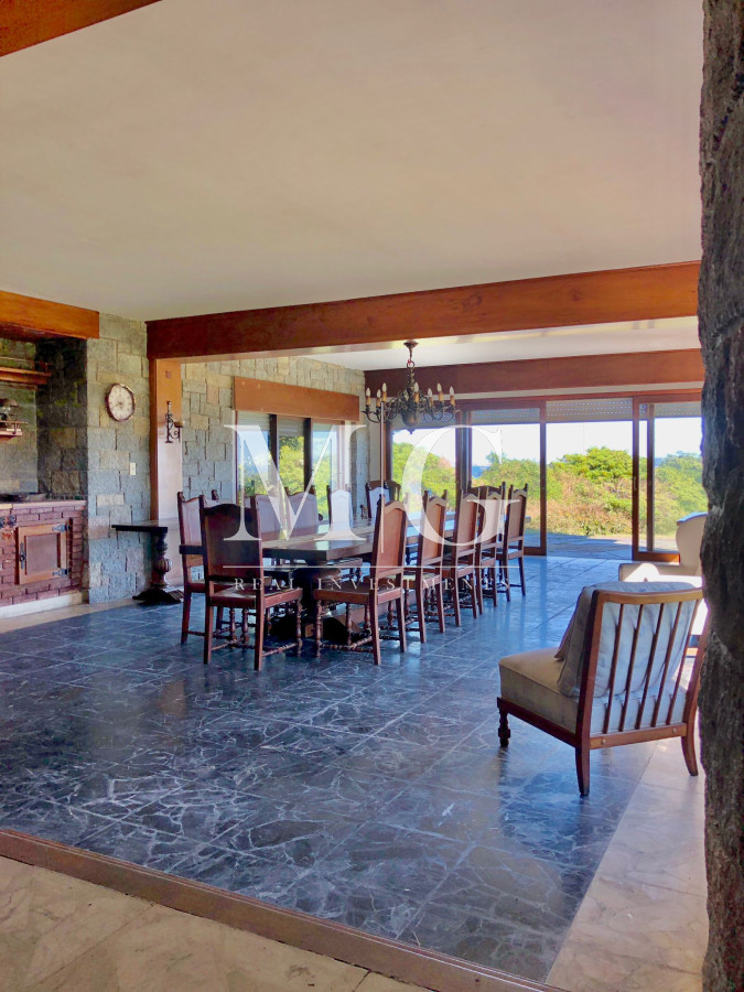 Casa ID.107 - Casa Mansión primera linea frente al Mar