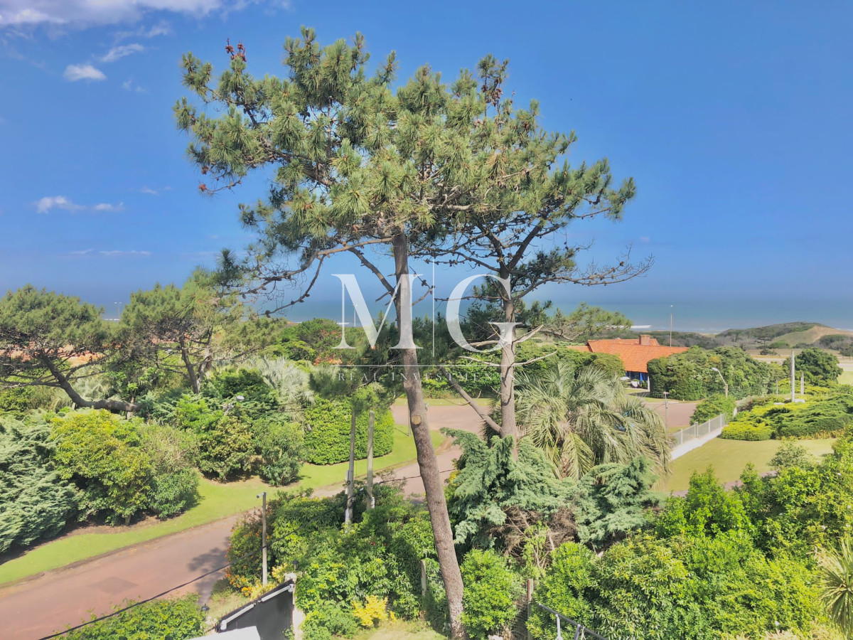 Casa ID.166 - Venta Casa con vista directa al Mar Playa Brava 