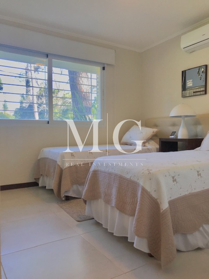Casa ID.108 - Venta Casa en paradas a 300mt del mar 
