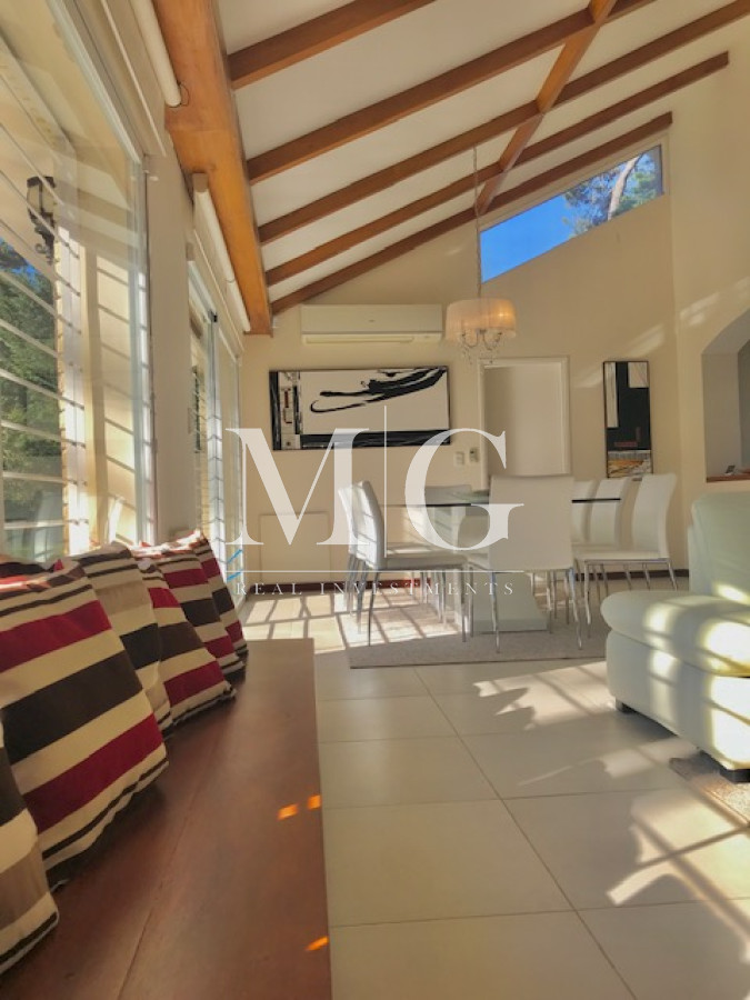 Casa ID.108 - Venta Casa en paradas a 300mt del mar 