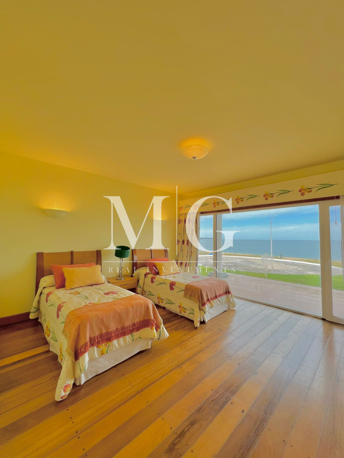 Casa ID.451 - Venta Casa Mansion primera linea frente al mar